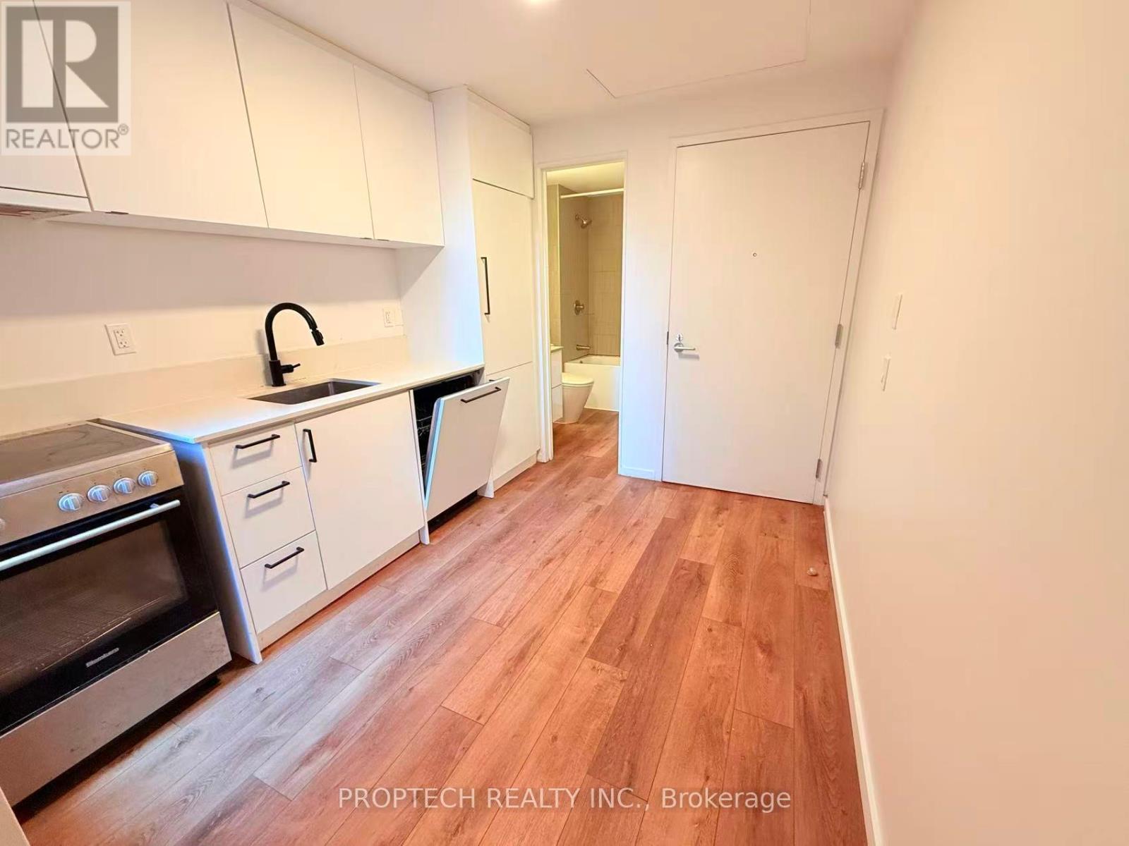 206 - 377 Broadview Avenue